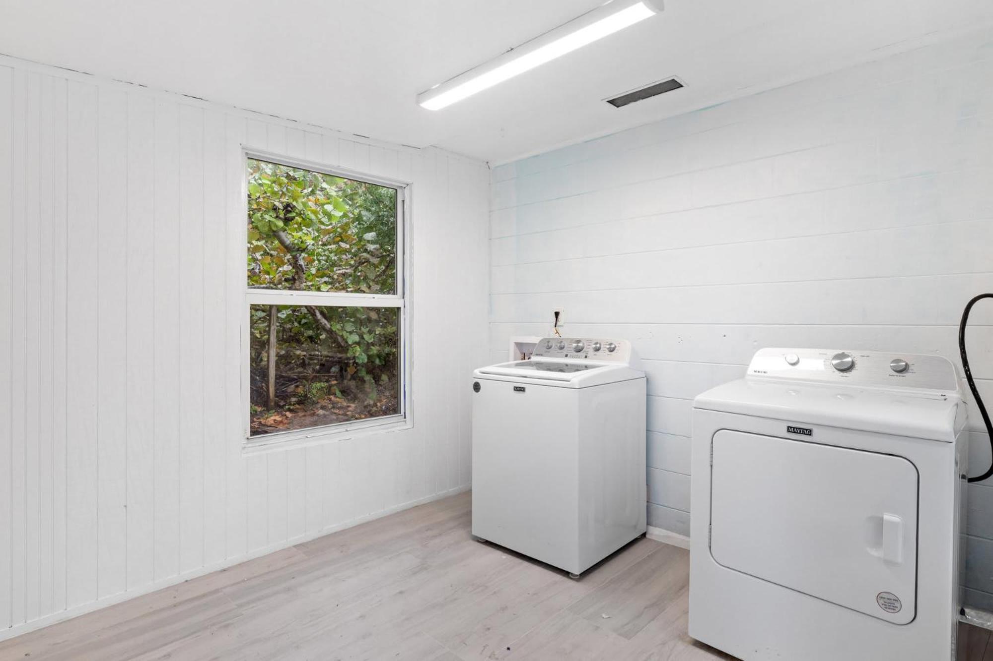 Captain Ed'S - Charming Studio At Palmview Of Sanibel With Bikes Exterior photo